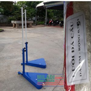 Cột, lưới đá cầu