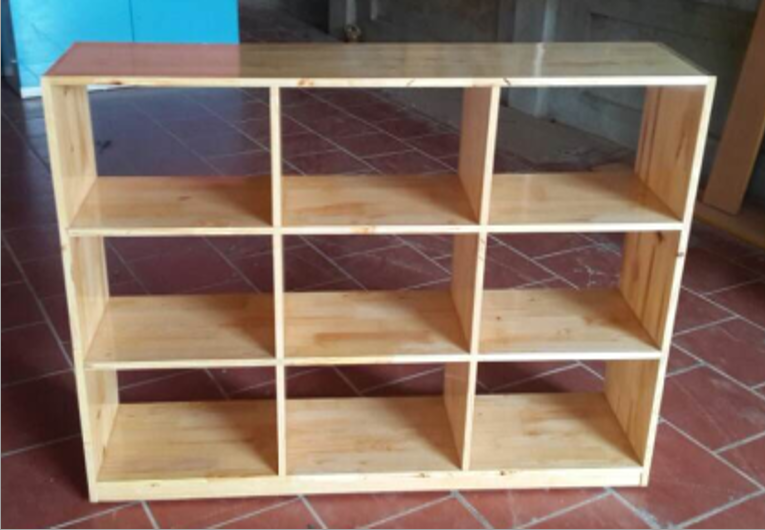 Kệ 9 khoang gỗ tự nhiên